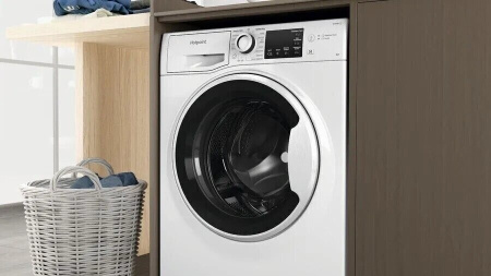 Стиральная машина Hotpoint-Ariston NSB 6015 W V [6 кг, фронтальная]