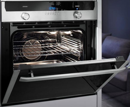 Встраиваемый духовой шкаф Delonghi SLM 8