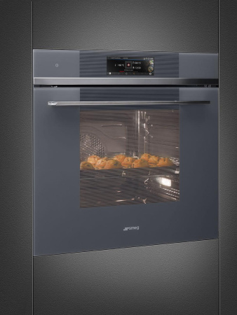 Встраиваемый духовой шкаф Smeg SFP 6106WTPS